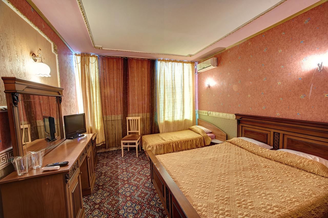 Отель Hotel Izvora Русе-38
