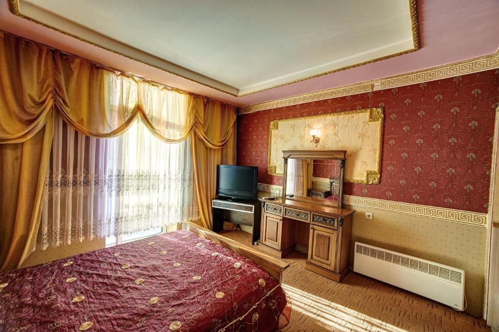Отель Hotel Izvora Русе-55